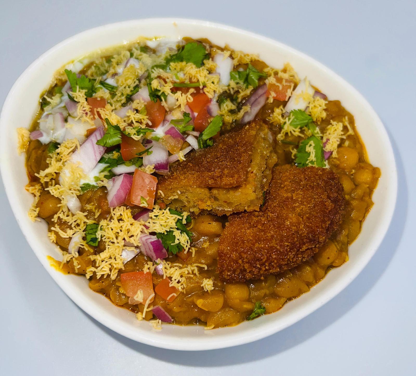 Sabudana Vada Chaat
